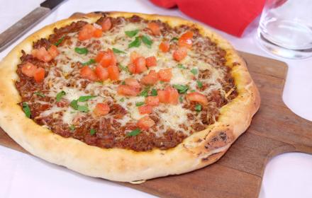 Pizza Bolognaise