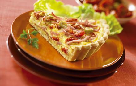 Tarte aux tomates confites et rape de jambon