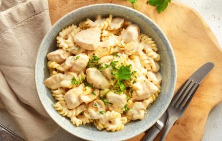 Fusilli à la crème, poulet et champignons