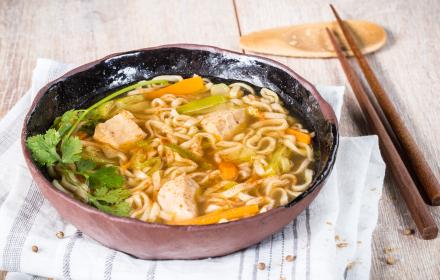 Soupe complète aux nouilles poulet gingembre Cookeo