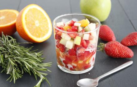 Minestrone de fruits frais au romarin