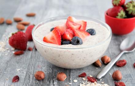 Porridge avoine et fruits rouges