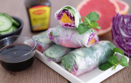 Rouleaux de printemps au chou rouge et agrumes