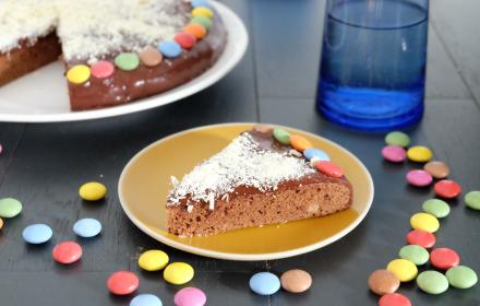 Gâteau tout chocolat et Smarties