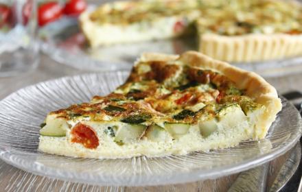 Tarte courgette tomates ail persil