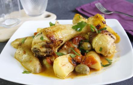 Poulet aux tomates et olives