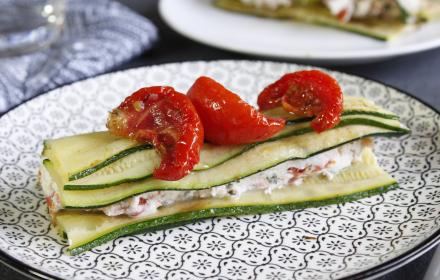 Millefeuilles de courgettes, mascarpone et tomates confites