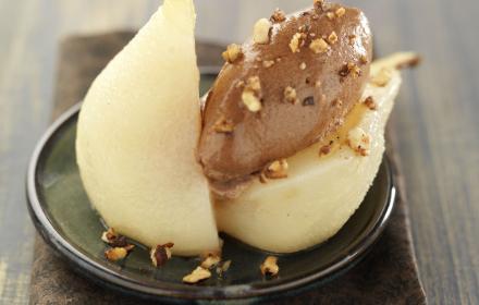 Poires pochees au sirop d'erable chantilly choco caramel