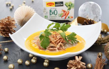 Velouté de potimarron et ravioles de foie gras