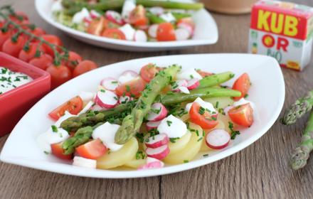 Salade complète pommes de terre, asperges, radis sauce yaourt au Kub or