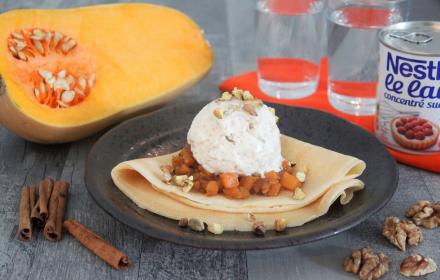 Crepes à la compotée de butternut et glace au lait concentré et noix