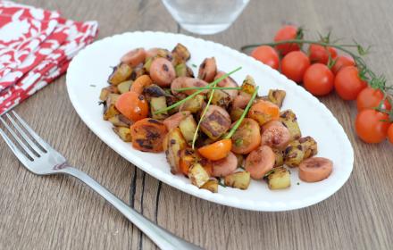 Poelée de pommes de terre et saucisses