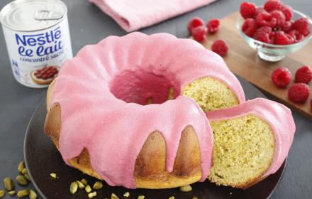 Bundt cake framboises pistaches