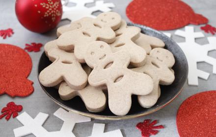 Bonhommes de Noël à la cannelle et au Lait concentré