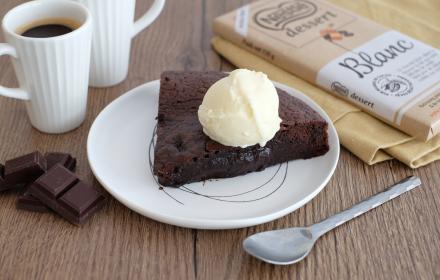 Fondant au chocolat et glace au chocolat blanc