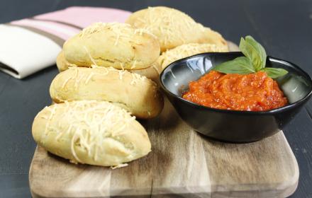 Foccacia à dipper et sauce tomate Companion