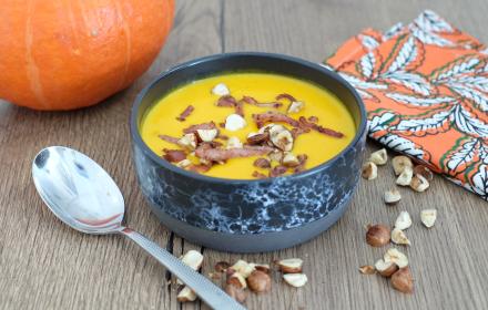 velouté de potiron lardons noisettes