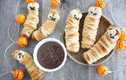 Momies d'halloween feuilletées banane pâte à tartiner