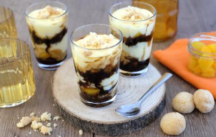 Pêches amaretti au café