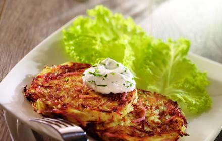 Röstis au râpé de jambon, chantilly aux fines herbes