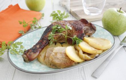 Cuisses de canard aux deux pommes