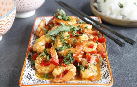 Crevettes sautées aux poivrons, basilic thai et Arome