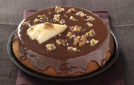 Gâteau aux noix, ganache au chocolat praliné et poires (janvier 2012)