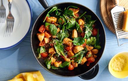 Poêlée de légumes épinards poulet