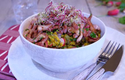 Salade de lentilles et lardons aux graines germées