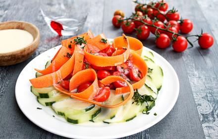 Salade avec sauce citron