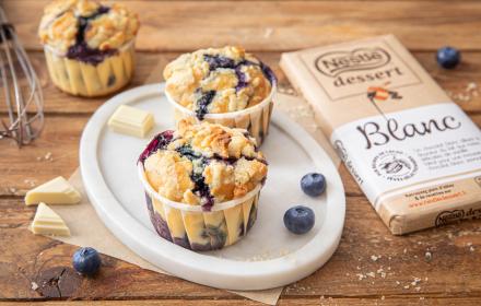 Muffins myrtilles et pépites de chocolat blanc