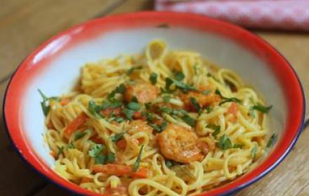 Linguines aux crevettes et petits légumes