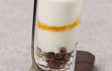 Verrines de fromage blanc au chocolat et a l'orange