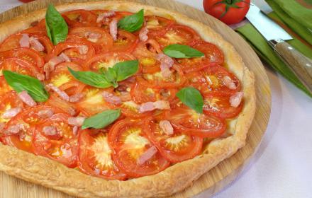 Tarte fine à la tomate