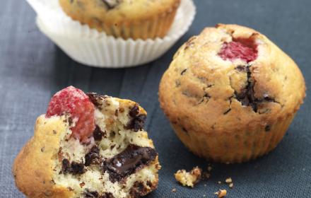 Muffins framboises coco aux pepites de chocolat