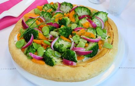 Tarte fine, brocolis, carottes, chèvre