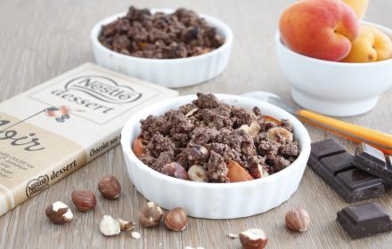 Crumble Tout chocolat et abricots