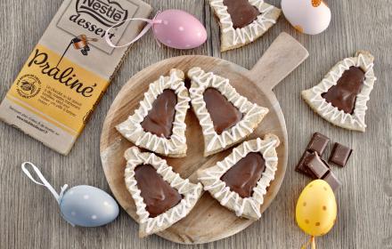 Easter bell biscuits with chocolate
