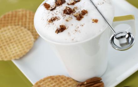 Cappuccino aux noix de pecan caramelisees Cappuccino aux noix de pecan caramelisees