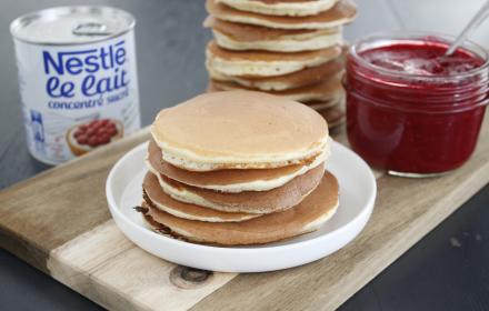 Pancakes au lait concentré sucré